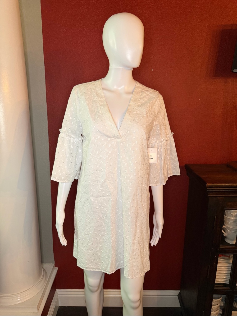 NWT Estelle Positano White Eyelet Bell Sleeve Mini Dress - Size M
